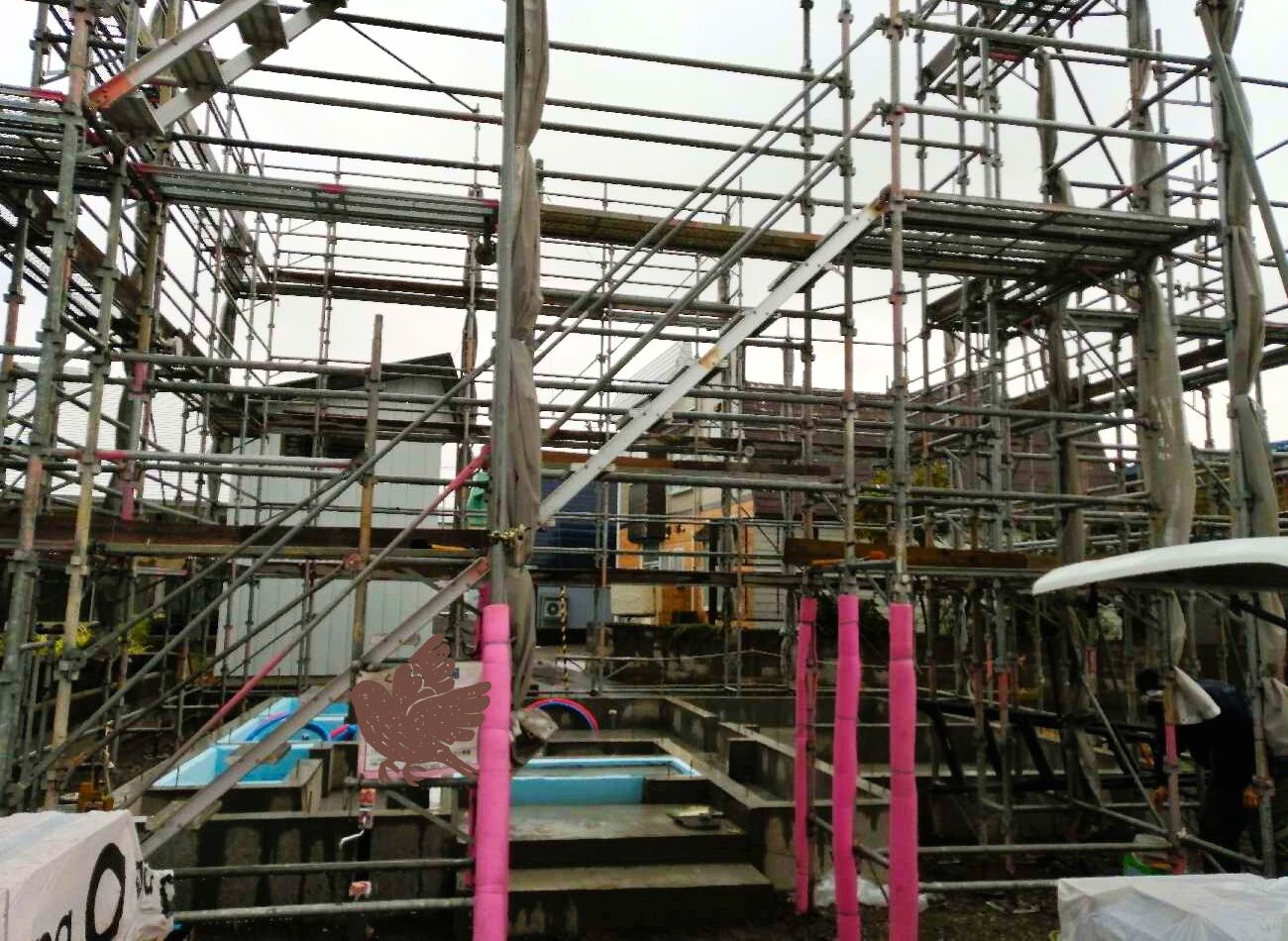 【現場レポート】鶴田町・S様邸：足場設置｜エヴァーホーム