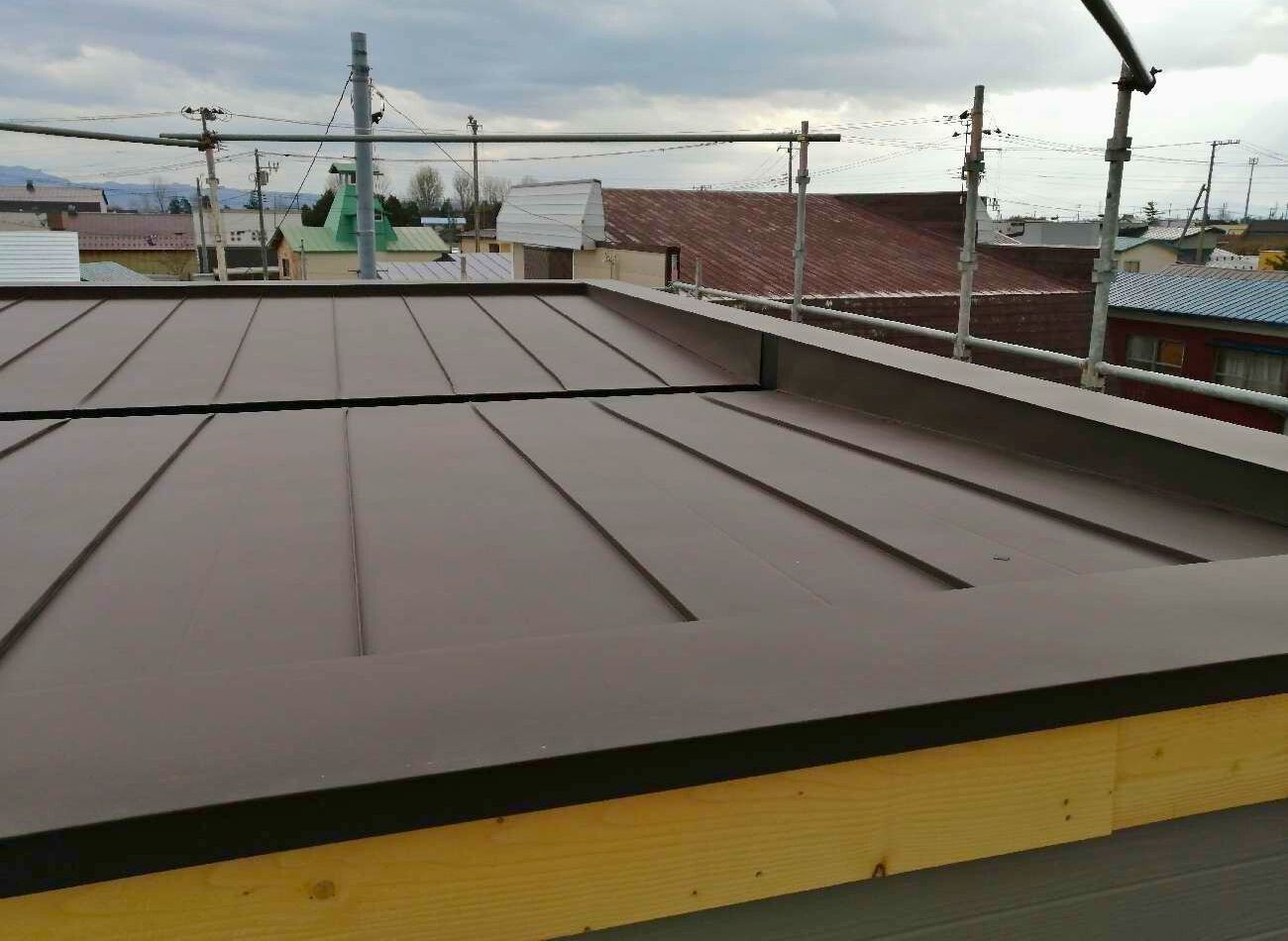 【現場レポート】平川市・S様邸：屋根板金｜エヴァーホーム