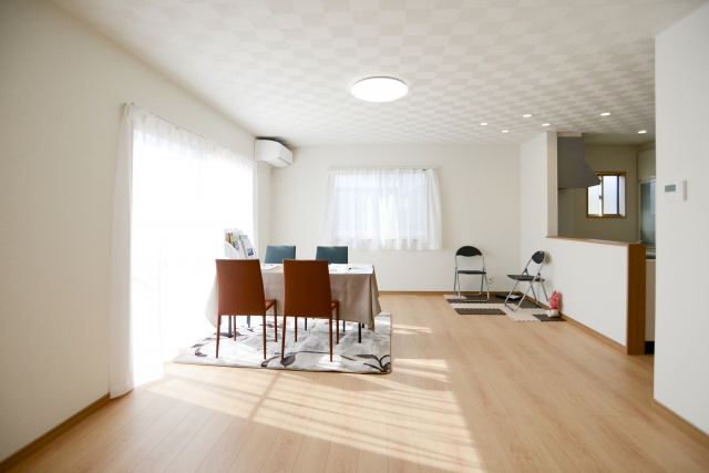 家づくり情報|家の方角どっちにする?~東向きのメリットとデメリット~|イエペディア|エヴァーホーム