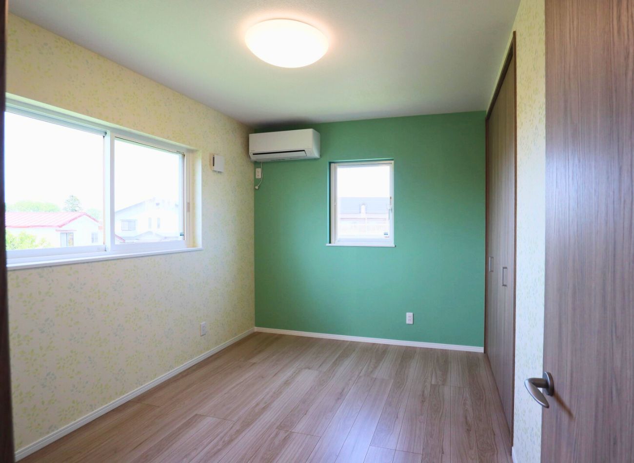 【現場レポート】板柳町・K様邸:2階洋室|エヴァーホーム