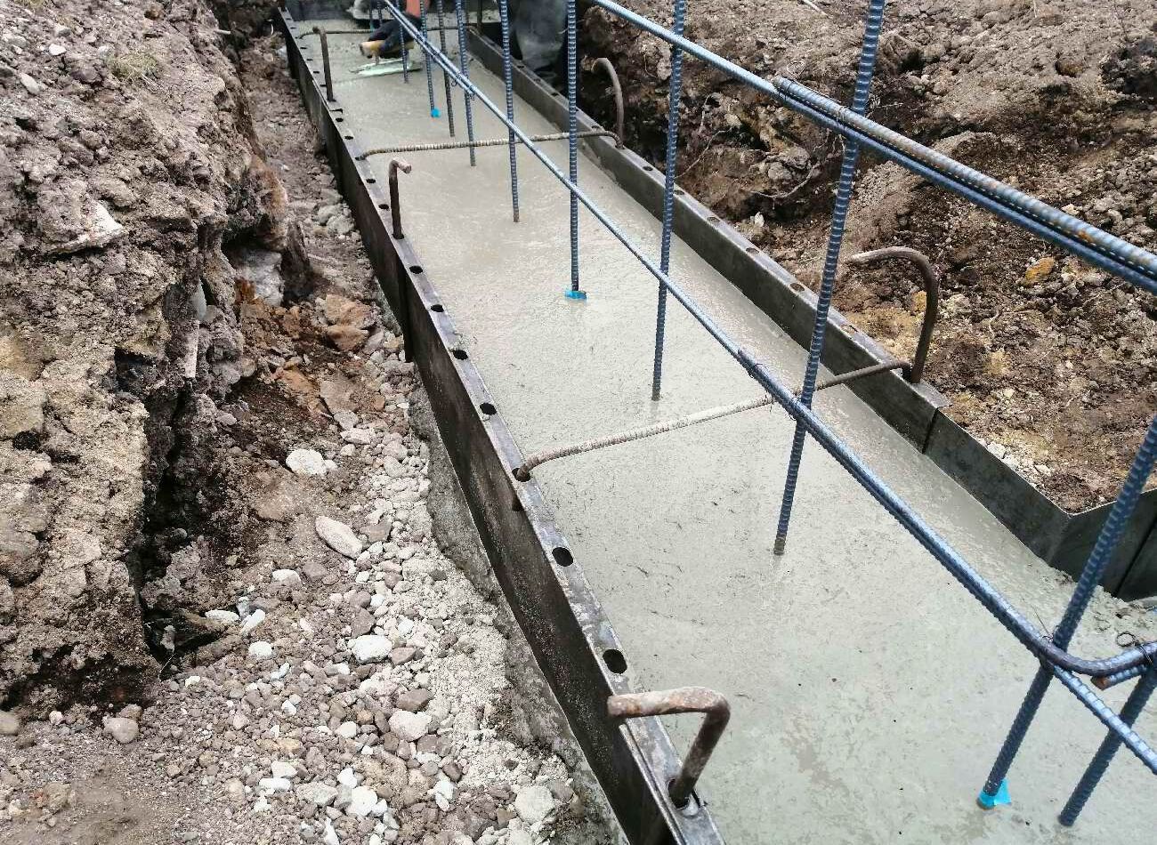 【現場レポート】平川市・S様邸：ベースコンクリート打設｜エヴァーホーム