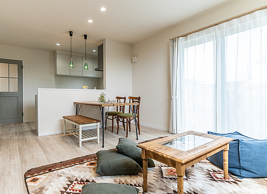 低価格・高品質な住まいをお客様にご提供できるのはエヴァーホーム独自の理由があります。