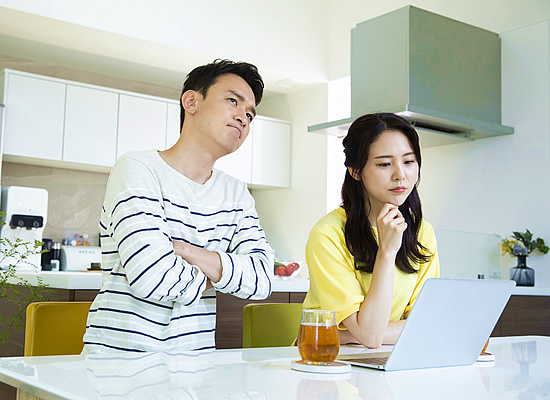 住宅購入に必要な費用は家の価格＋土地価格＋諸費用で計算することが出来ます。ただしこれだけの計算では、住宅購入を失敗してしまう可能性が高くなります！