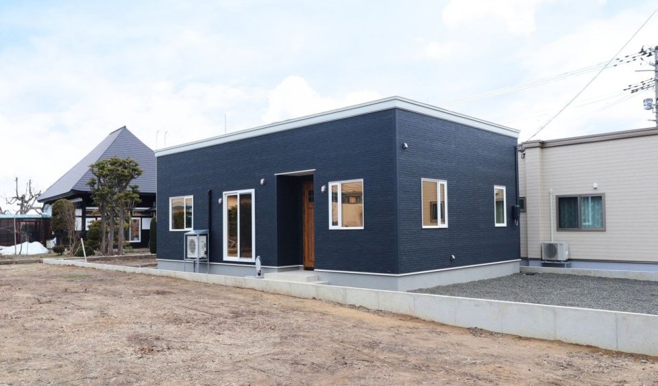 弘前市鳥井野 建売モデルハウス【完全予約制】